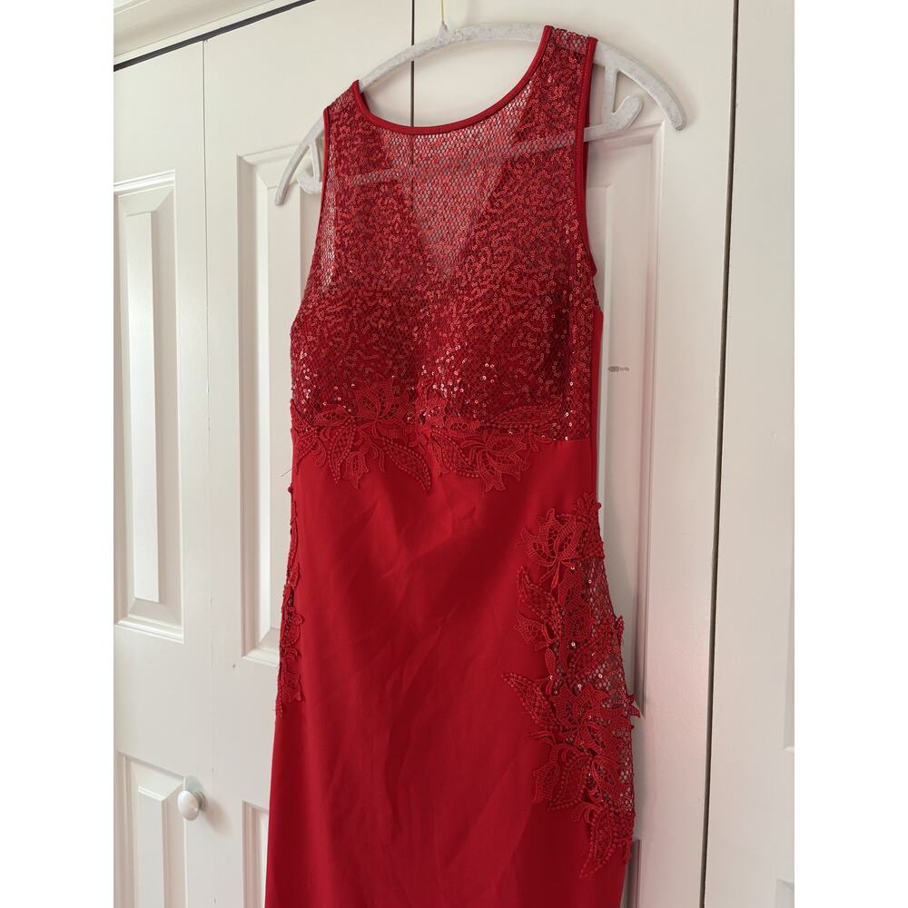 Red Sleeveless Sequin Evening Gown with Lace Detail - Picture 5 of 10